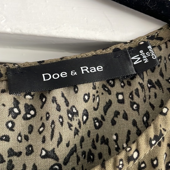 Wide leg Jumpsuit with pockets! Sz M Doe & Rae - Picture 6 of 8